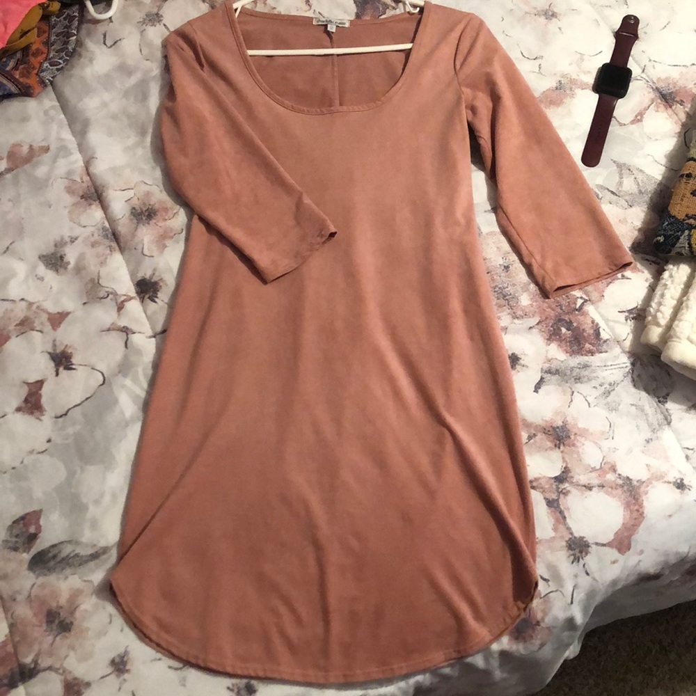 TIGHT FITTING SUEDE DRESS
